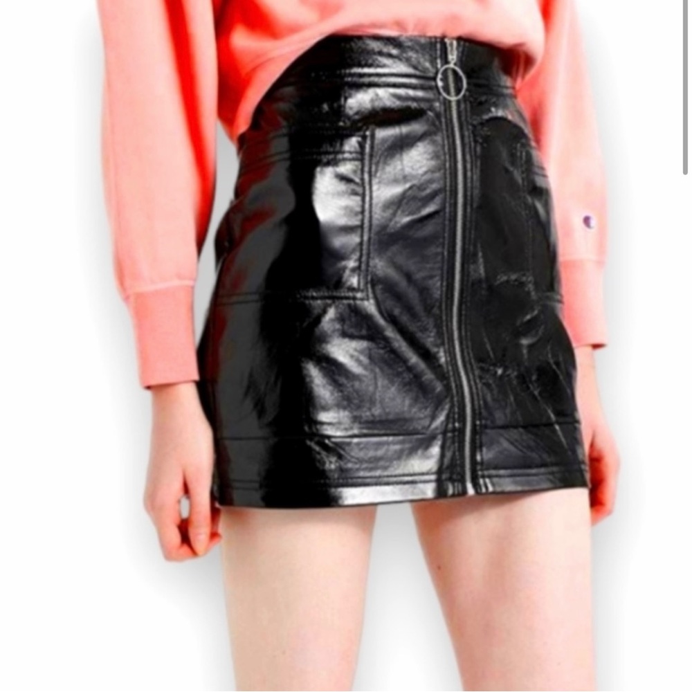 Top Shop Sexy Vegan Leather Skirt - Picture 4 of 7